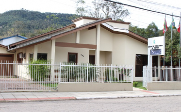 Na Justiça, Câmara cobra repasses da prefeitura