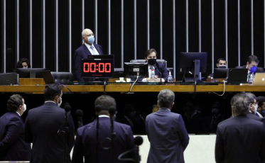 Câmara aprova novas datas das eleições municipais