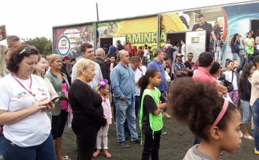 Mais de 500 atendidos no Caminhão Amigo