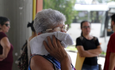 Câmara discute o calor dentro dos ônibus