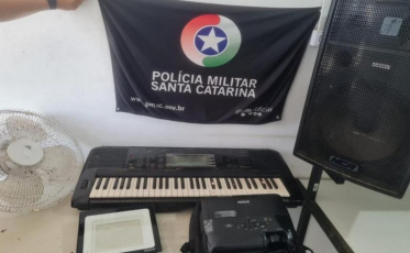 Casal é preso após furtar objetos de antiga escola em Araranguá