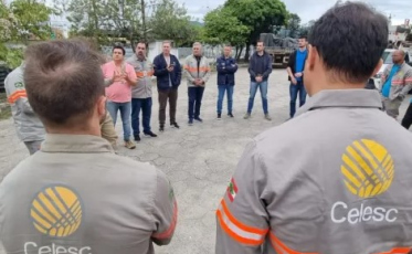 Greve dos trabalhadores da Celesc chega ao fim após 11 dias