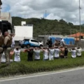 Briga entre torcidas interdita a BR-101 em SC: 'Bando de abobado'