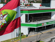 Serviços estaduais entram em ritmo de recesso em SC