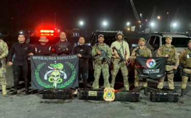 PF, Bope e PM apreendem 130 quilos de cocaína no Porto de Imbituba