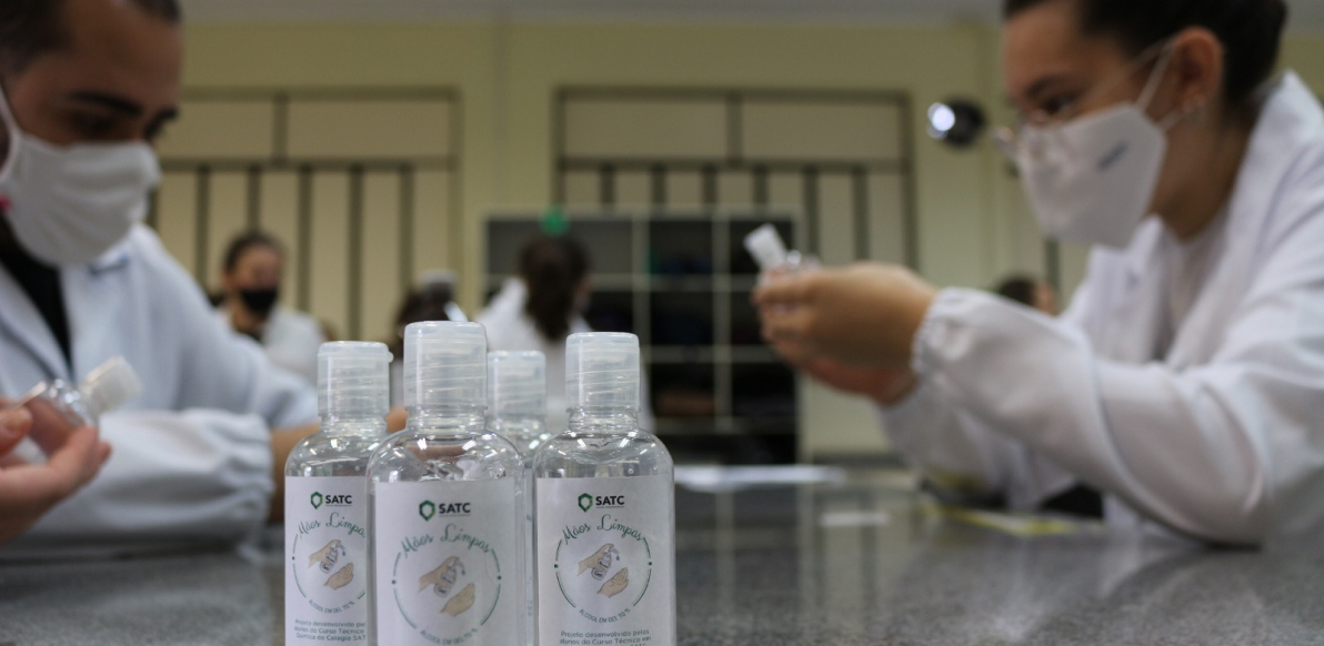 O futuro a eles pertence: Jovens buscam especialização e conquistam mercado de trabalho 