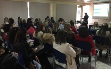 Profissionais da educação recebem capacitação