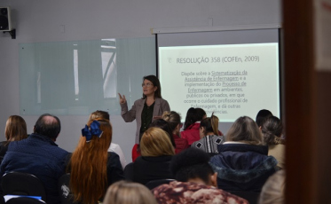 Unesc recebe profissionais para capacitação do Coren