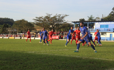 Clássico da Polenta abre decisão sem gols