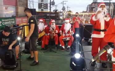 Caravana Natalina encanta os moradores de Forquilhinha