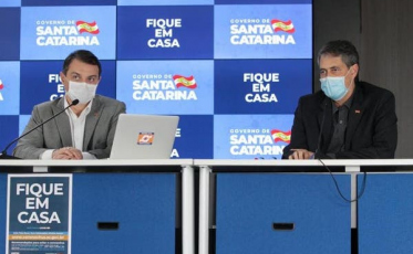 Moisés renomeia antigos secretários em retorno ao governo