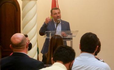 Plenário: PP segue tentando filiar o governador Moisés