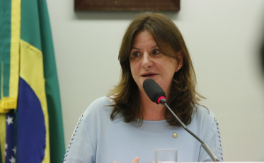 O uso da tecnologia e a violência contra as mulheres