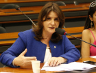Deputada pede mais participação na revisão de portaria sobre câncer