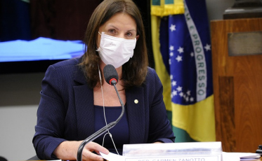 Carmen pede que TCU apure 