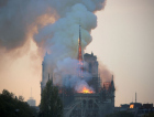 França vai criar fundo para reconstrução da Notre-Dame