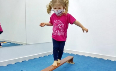 Sem aulas, crianças precisam estimular corpo e mente