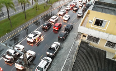Pancadão de verão e a tarde 