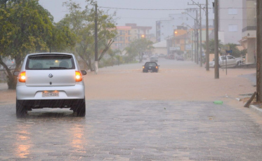 A chuva no sul: muita água em Morro da Fumaça (VÍDEOS)