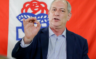 Ciro Gomes e as crises do Brasil