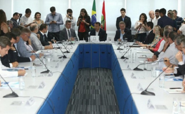 Governo cria núcleos para absorver funções das ADRs