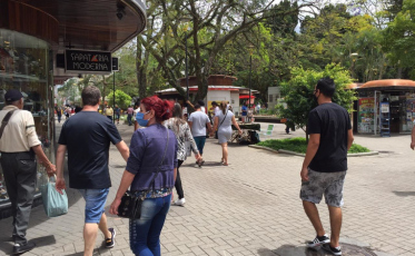 Comércio com horário especial no sábado