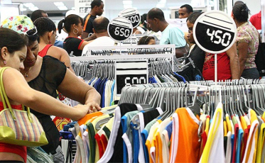 Movimento do Comércio cresce em junho