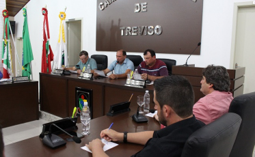 Comissão irá investigar denúncia contra prefeito e secretário em Treviso