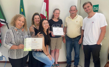 Conselho de Direitos da Pessoa com Deficiência realiza homenagem à família do ex-presidente