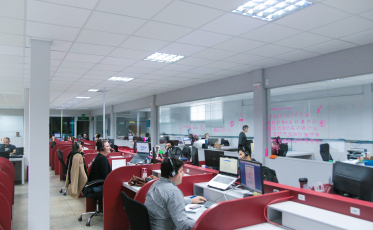 Empresa de Araranguá com 28 vagas abertas na área de vendas