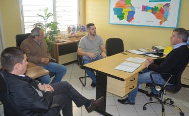 Avança o consórcio para recuperação de estradas na região