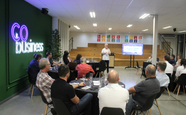 Colaboradores de empresas participantes do Cobusiness Satc ganharão pós-graduação 