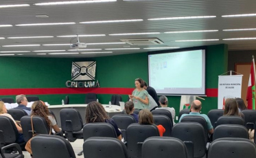 Profissionais da rede municipal de saúde recebem orientações sobre coronavírus