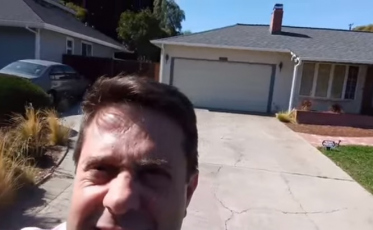 A garagem onde a Apple nasceu é visitada por criciumenses