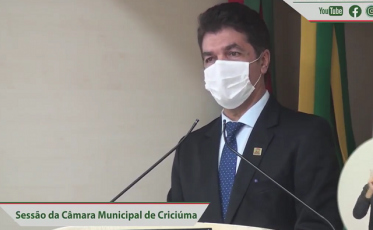 “O Legislativo é o futuro”, diz Salvaro na primeira sessão ordinária do ano