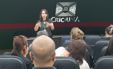 Secretaria Municipal de Assistência Social capacita técnicos dos Cras