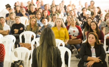 Escolas capacitadas contra violência sexual em crianças e adolescentes