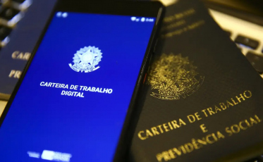 CLT ou PJ? Pedidos de registro de carteira em Santa Catarina crescem 60% em dois anos