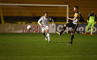 Times do mesmo Estado, mas de campanhas diferentes