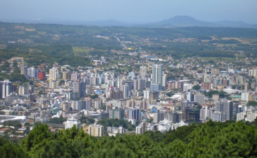 Quase metade dos brasileiros não controla o próprio orçamento