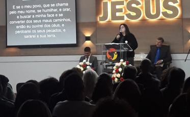 Uma igreja para aquecer a Rodoviária (VÍDEO)