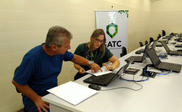 Pessoas com deficiência passam a integrar banco de currículos