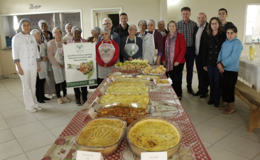 Curso de processamento artesanal de massas é aplicado
