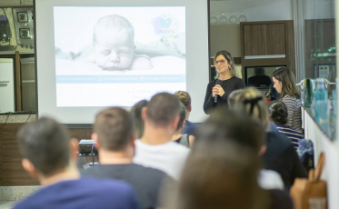 Angeloni promove curso gratuito para gestantes em Criciúma