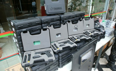 DEAP recebe viaturas, armas, munição e novos equipamentos