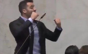Quebra pau na Assembleia Legislativa de São Paulo (VÍDEO)