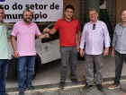 Governo de Siderópolis adquire veículo zero km para setor de engenharia