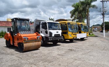 Jacinto Machado com novos veículos