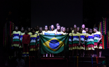 Bairro da Juventude apresenta o Espetáculo 