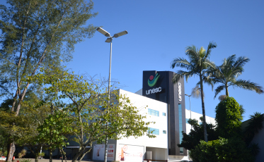 Unesc sedia seminário com integrantes do Programa de Pós-Graduação em Sistemas Produtivos